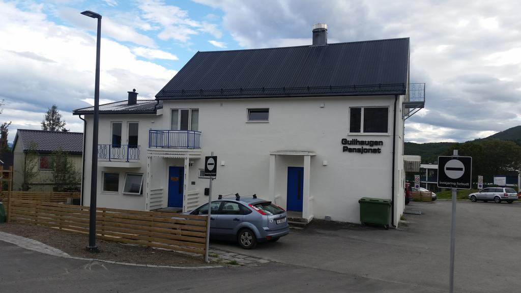 Gullhaugen Pensjonat Harstad Eksteriør bilde